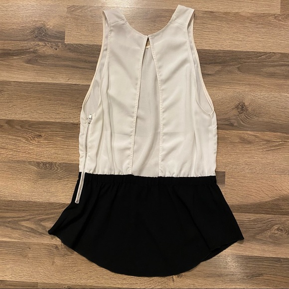Aritzia Wilfred Black/White Open Back Sleeveless Top - Picture 2 of 4